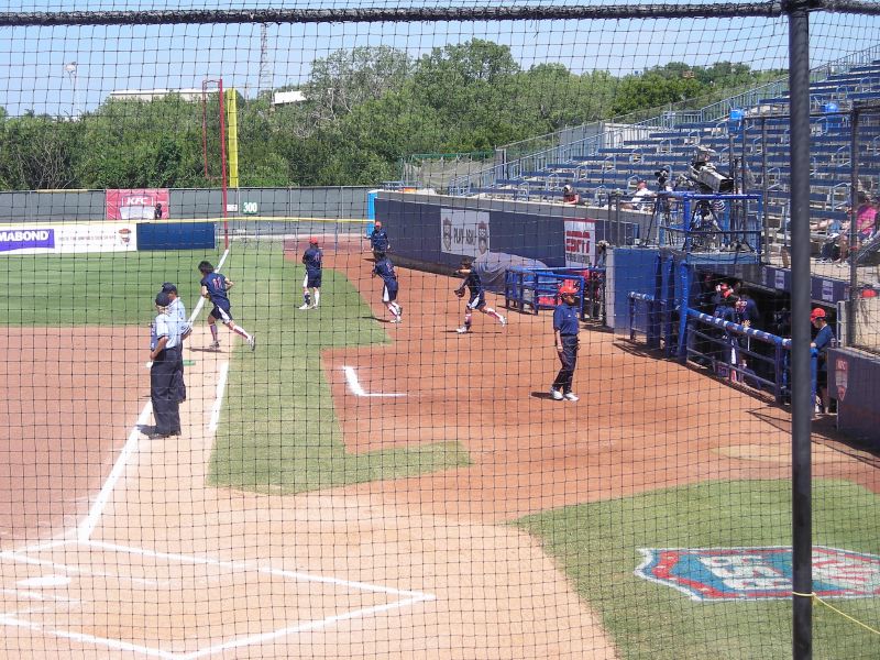 IV-WorldCupSoftBall_270