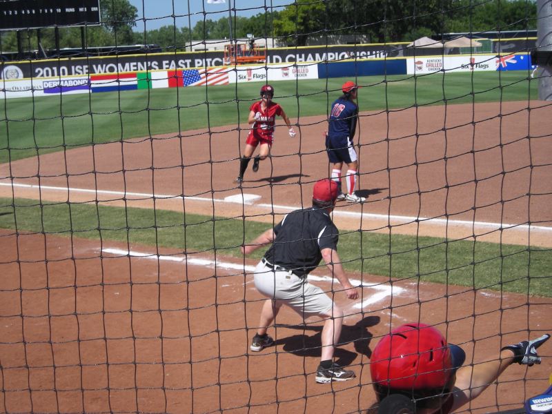 IV-WorldCupSoftBall_300