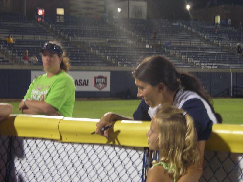 IV-WorldCupSoftBall_422