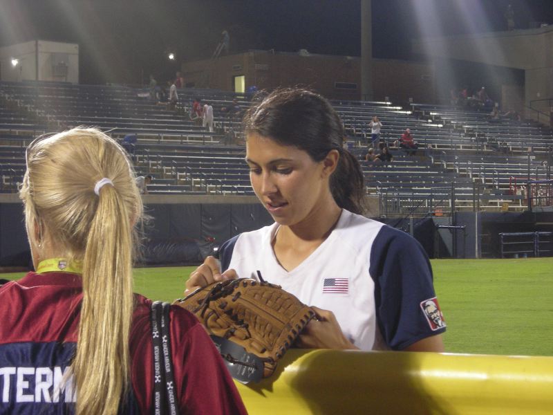 IV-WorldCupSoftBall_423