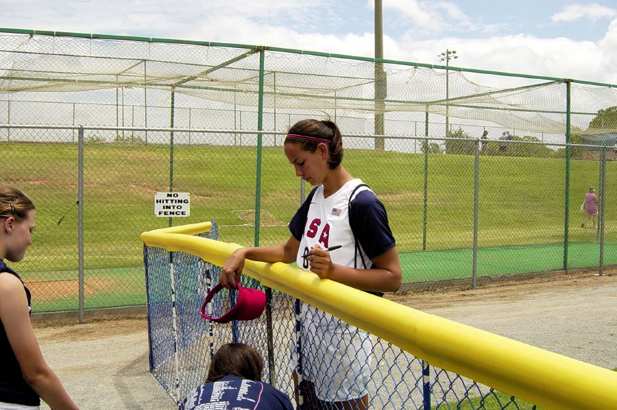 USA-Softball_240